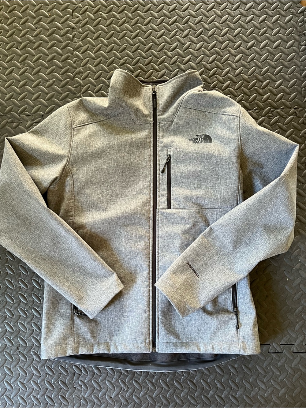 The North Face Apex Barrier Soft Shell Jacket w/ Windwall Technology Gray Medium